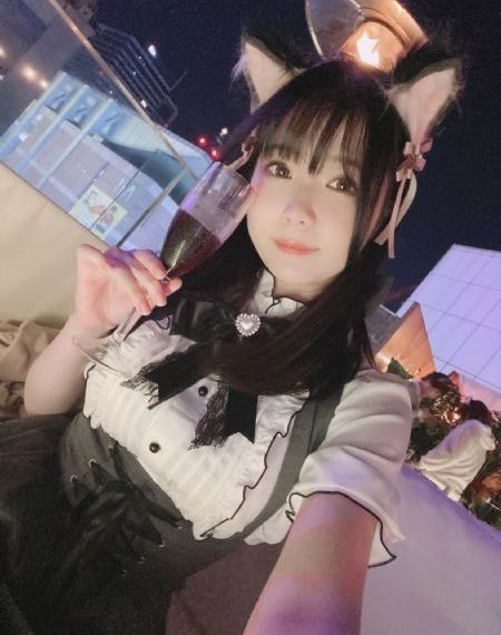 扒开美女下面进去